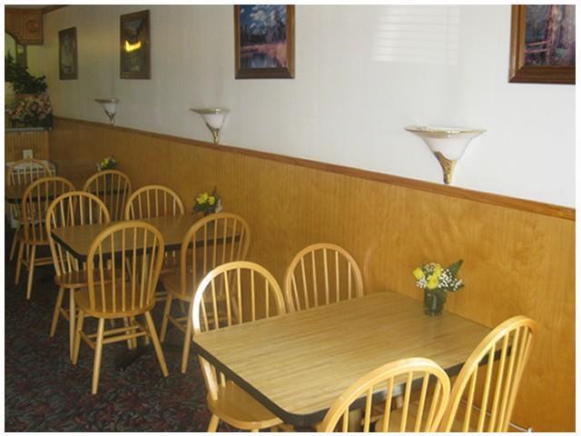 Red Carpet Inn Hillsville Restoran foto