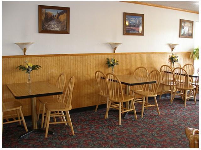 Red Carpet Inn Hillsville Restoran foto